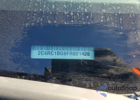 2015 Chrysler Town & Country Touring z USA, uszkodzony, nr VIN 2C4RC1BG6FR601426